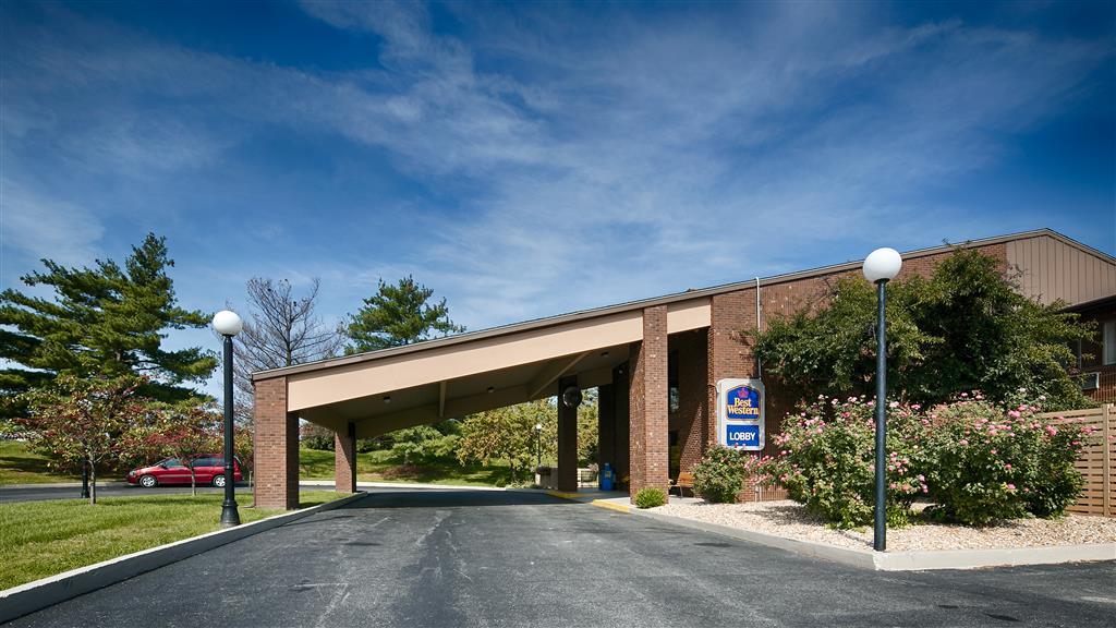 Best Western Shelbyville Lodge Экстерьер фото