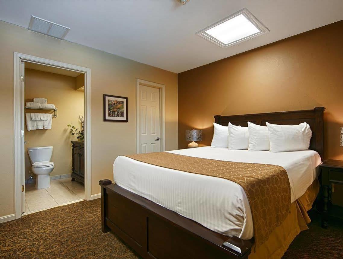 Best Western Shelbyville Lodge Экстерьер фото